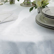 Acanthus White Detail