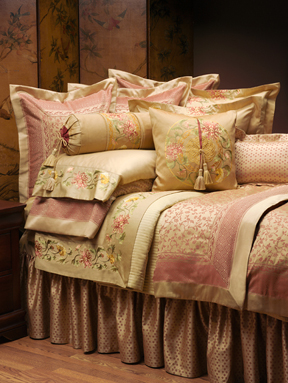Anali Chrysanthemum Bedding Embroidered | Gracious Style