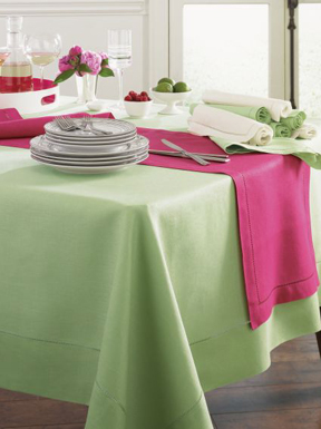 Sferra Festival Table Linens Tablecloths Runners Cocktail Napkins Placemats Pure 100% Linen | Gracious Style
