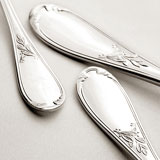 Lauriers Silverplated Flatware from Ercuis France | Gracious Style