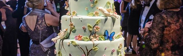 A Herend inspired wedding cake