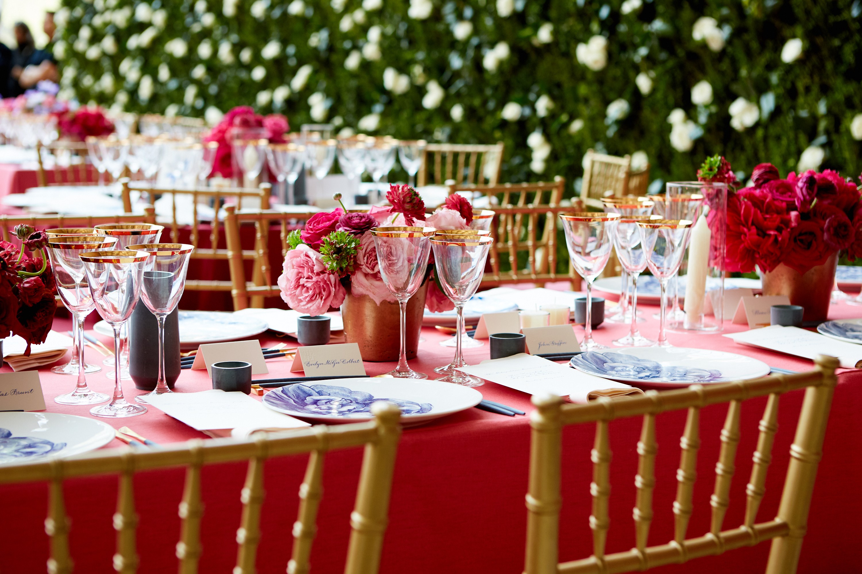 How to Create the Amazing $30,000 Met Gala Table Setting