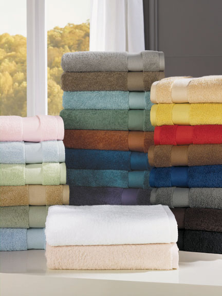 Bello Cotton Bath Towels in 24 Colors | Gracious Style