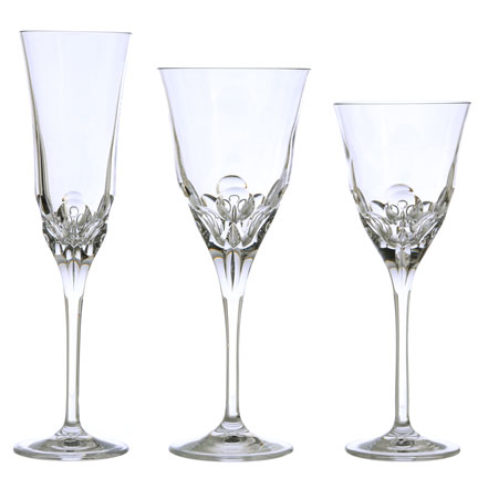 Varga Nouveau Gramercy Stemware | Gracious Style