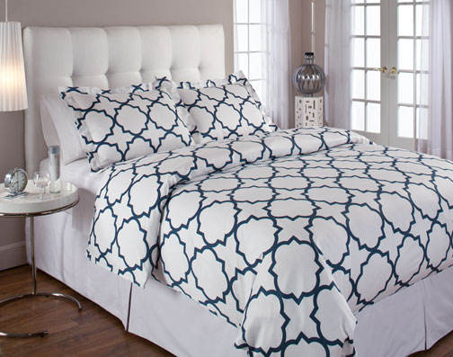 Quatrefoil bedding set from Echelon Home