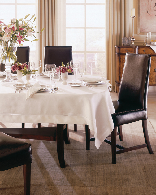 Sferra Classico Table Linens | Gracious Style